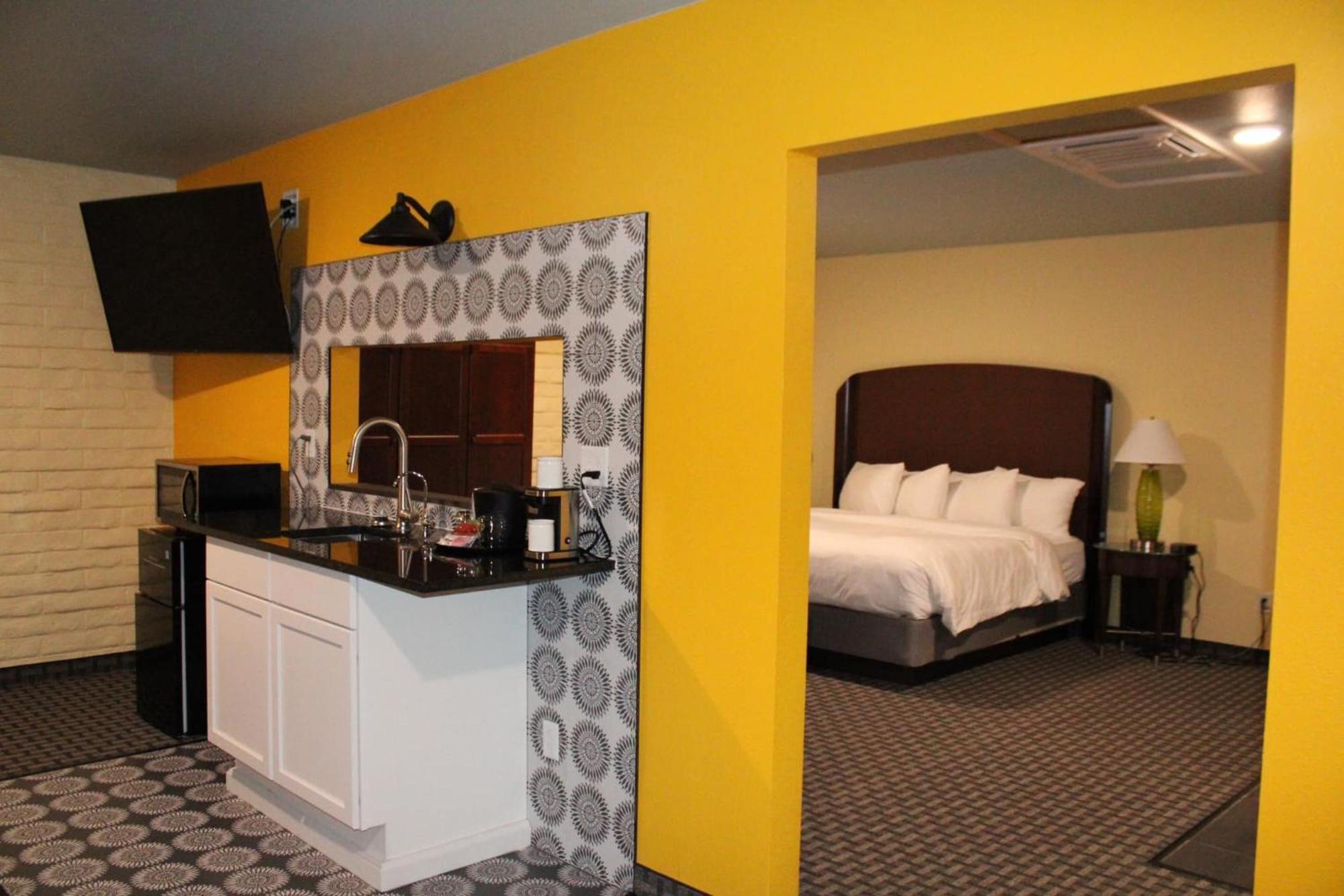 Historic Cow Palace Inn Lamar Екстер'єр фото
