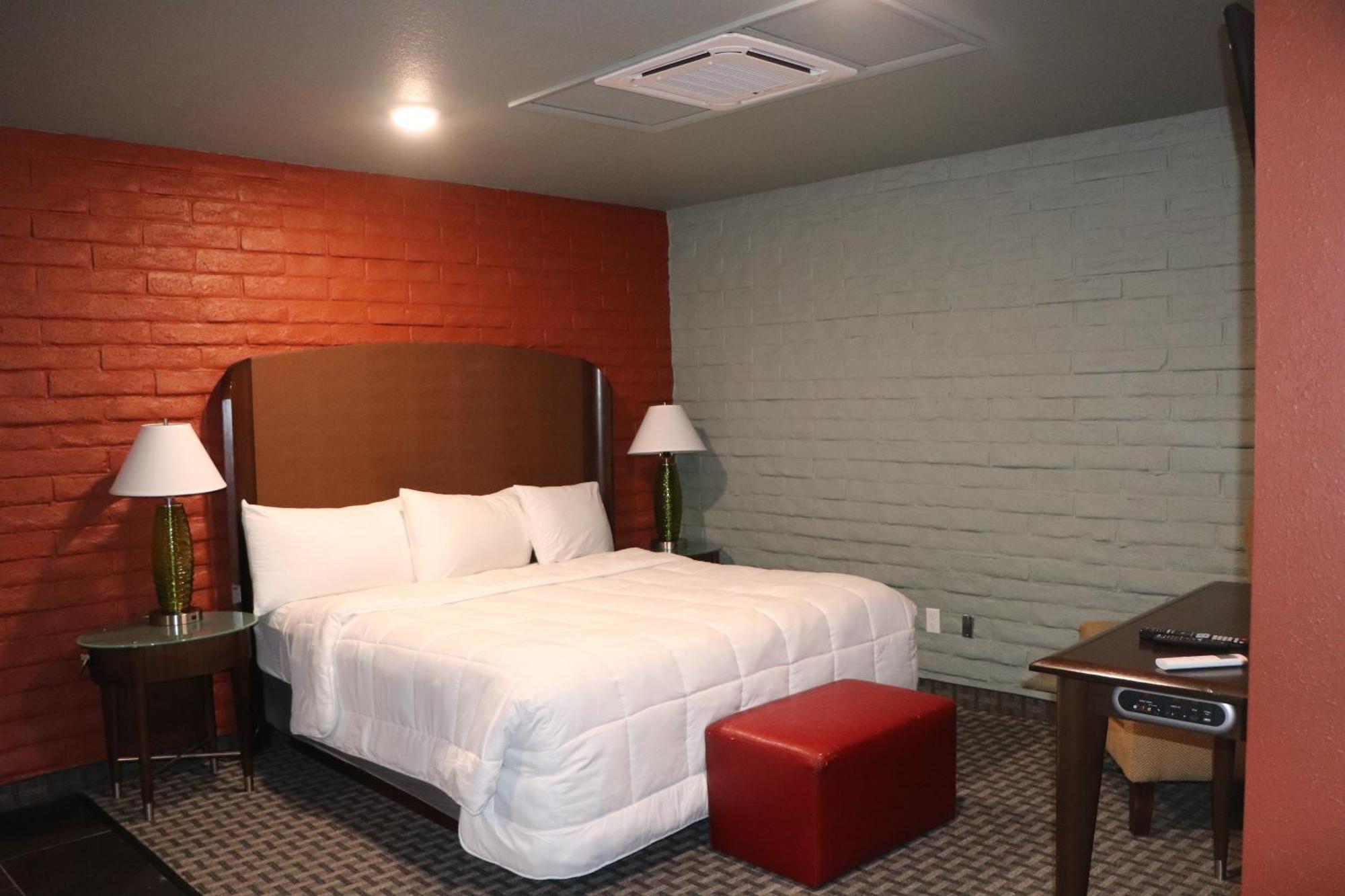Historic Cow Palace Inn Lamar Екстер'єр фото