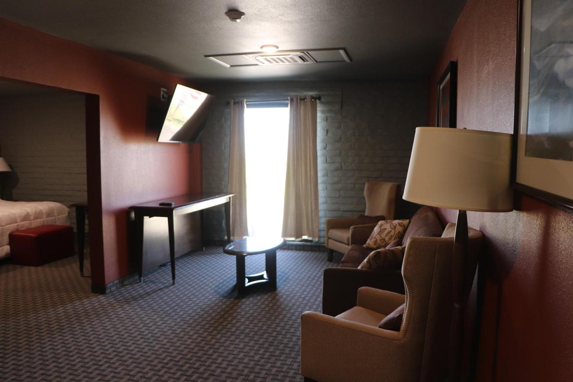 Historic Cow Palace Inn Lamar Екстер'єр фото